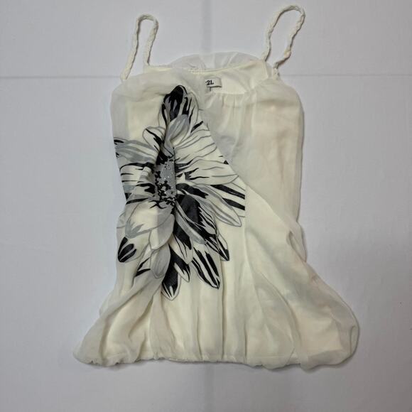 Forever 21 Vintage 2000s Size Small Flowy and feminine, this cream chiffon - Picture 2 of 5